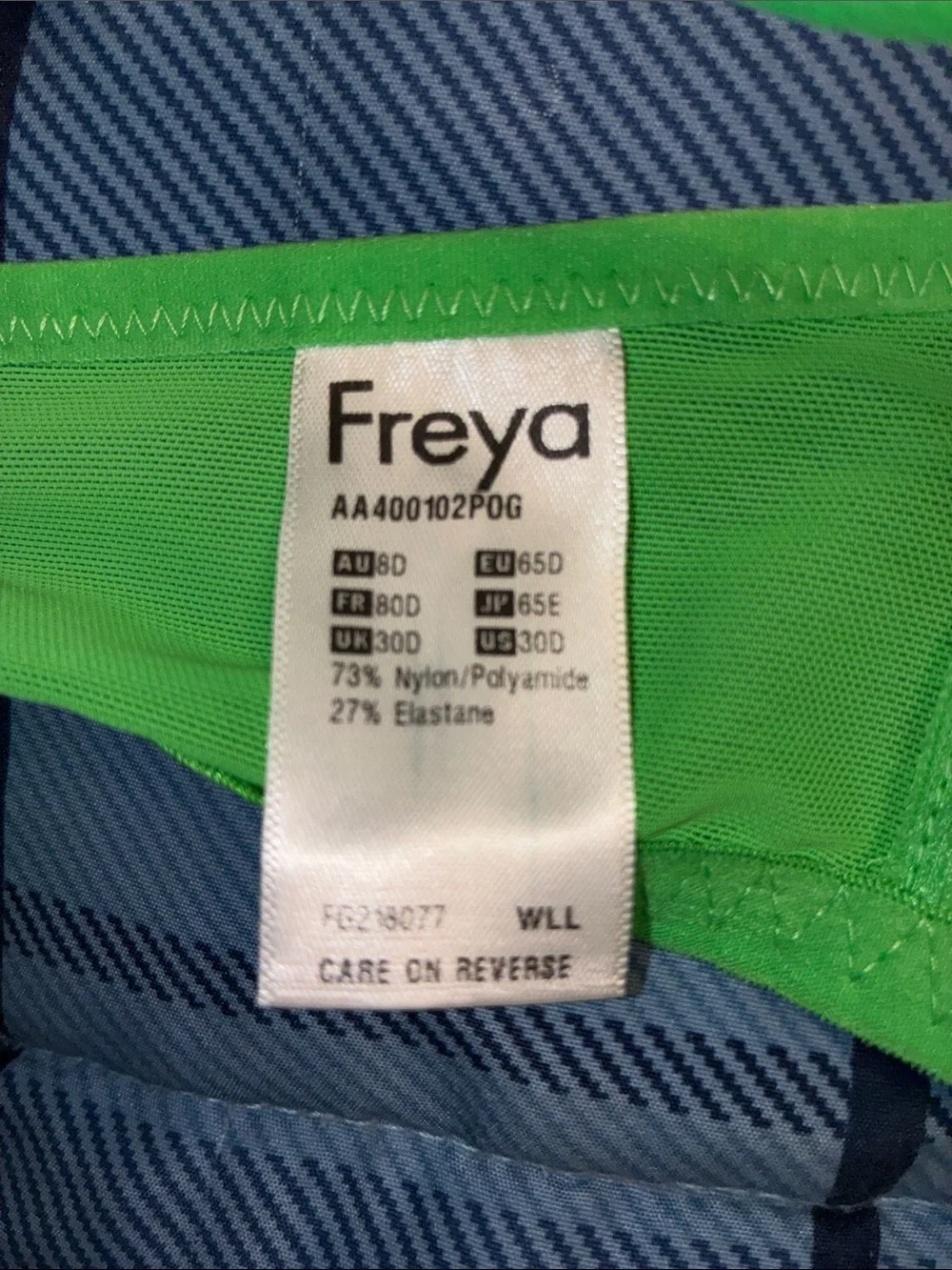 Freya removable straps